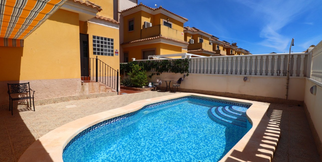 Resale - Villa -
Algorfa - Lo Crispin
