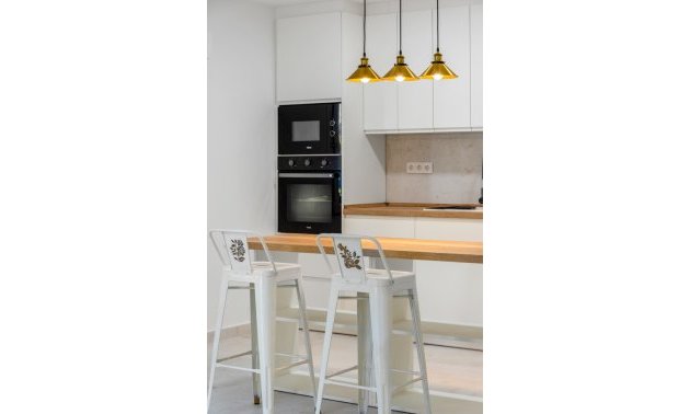 Resale - Apartment / flat -
Torrevieja - Playa Acequion