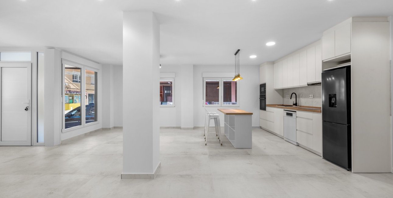 Resale - Apartment / flat -
Torrevieja - Playa Acequion