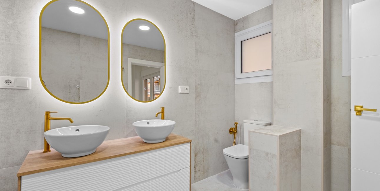 Resale - Apartment / flat -
Torrevieja - Playa Acequion