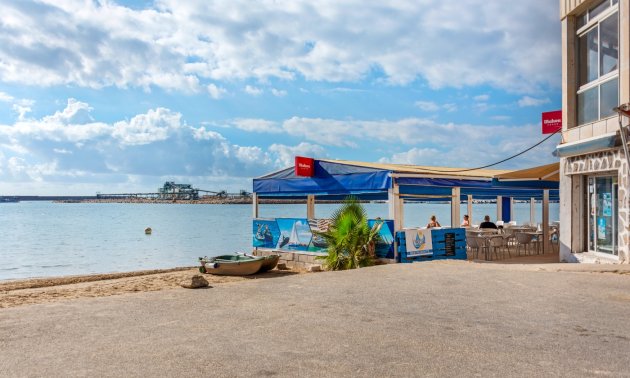 Resale - Apartment / flat -
Torrevieja - Playa Acequion