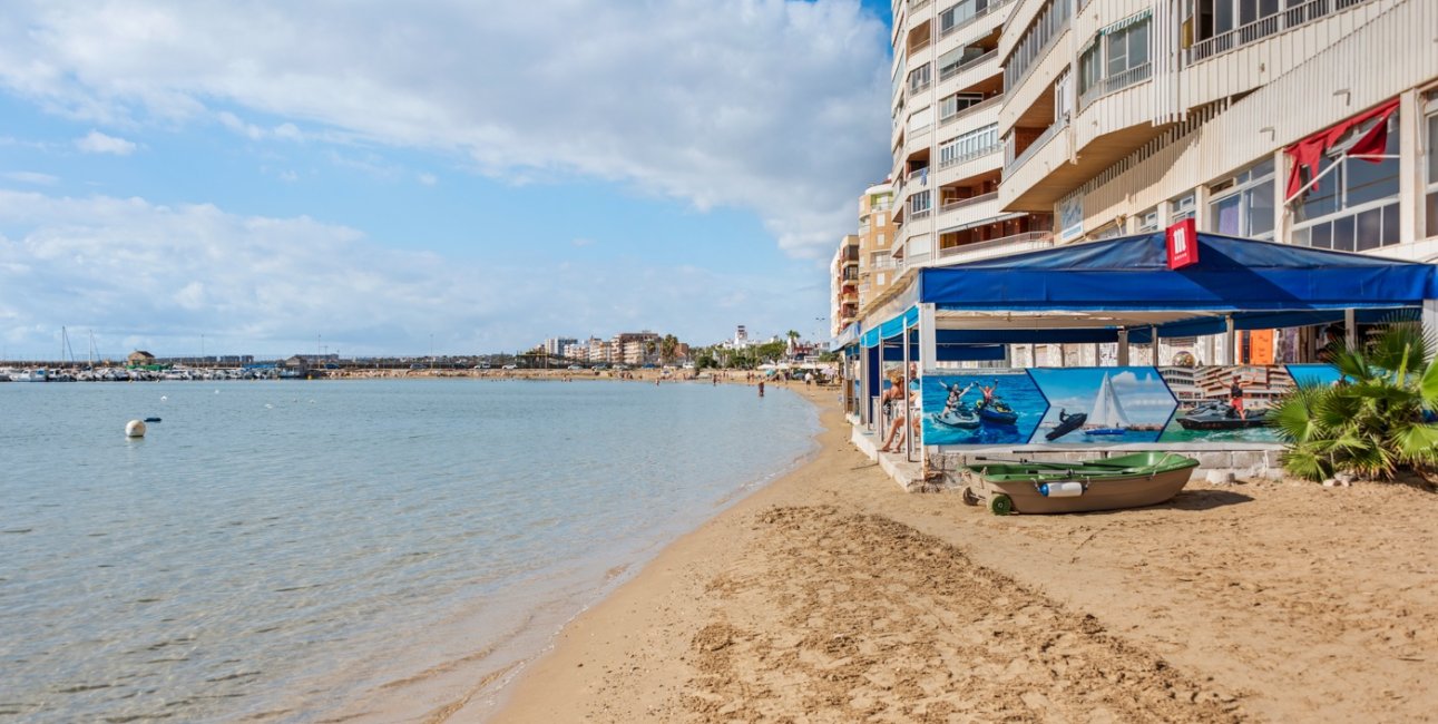 Resale - Apartment / flat -
Torrevieja - Playa Acequion