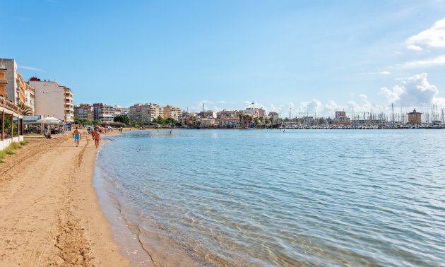 Resale - Apartment / flat -
Torrevieja - Playa Acequion