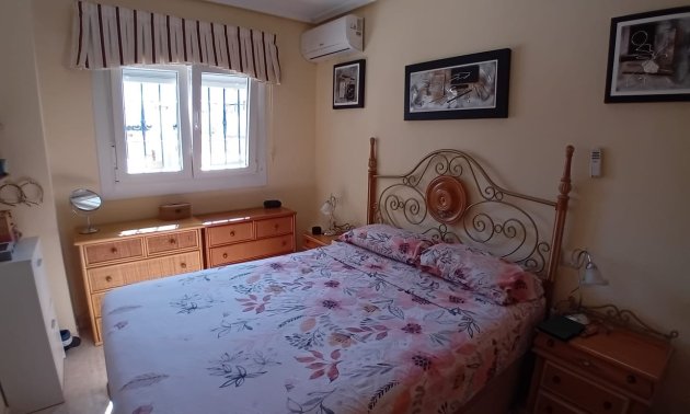 Resale - Apartment / flat -
Orihuela Costa - Playa Flamenca