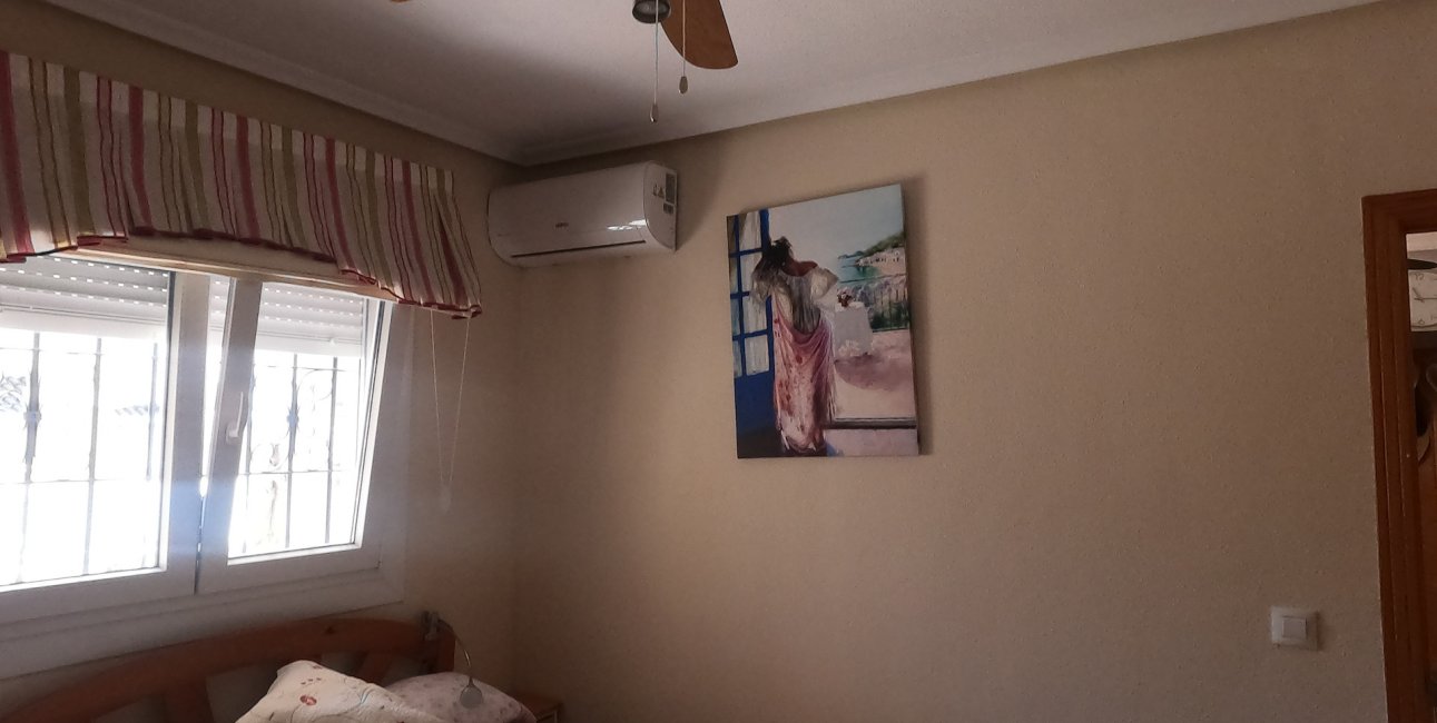 Resale - Apartment / flat -
Orihuela Costa - Playa Flamenca