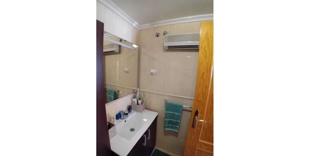 Resale - Apartment / flat -
Orihuela Costa - Playa Flamenca