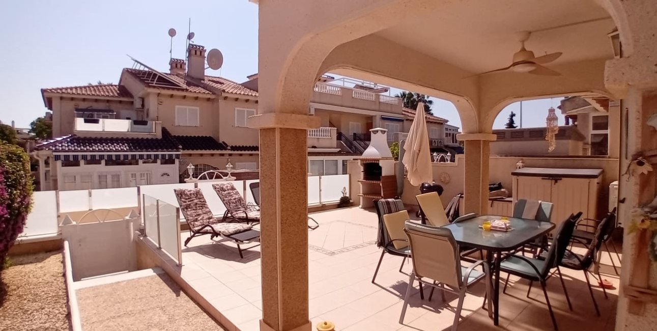 Resale - Apartment / flat -
Orihuela Costa - Playa Flamenca