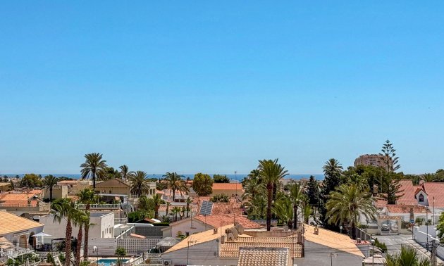 Resale - Apartment / flat -
Torrevieja - Torrevieja - Centre