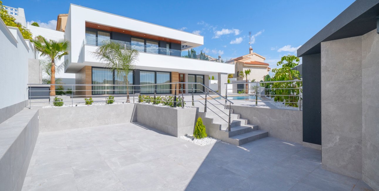 Resale - Villa -
Ciudad Quesada - La Marquesa