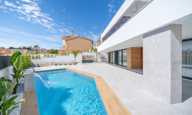 Resale - Villa -
Ciudad Quesada - La Marquesa