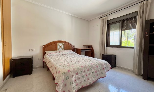 Resale - Townhouse -
Ciudad Quesada - Doña Pepa
