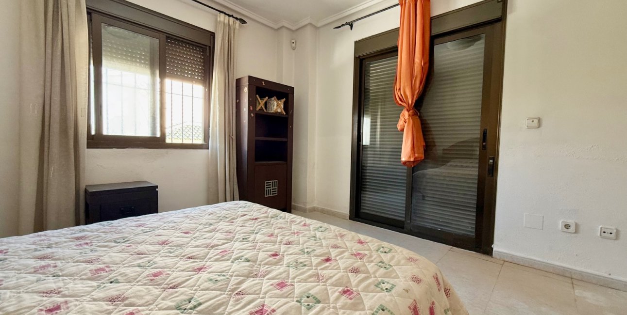 Resale - Townhouse -
Ciudad Quesada - Doña Pepa