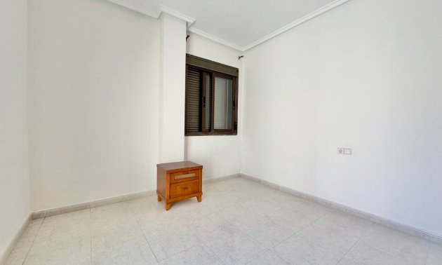 Resale - Townhouse -
Ciudad Quesada - Doña Pepa