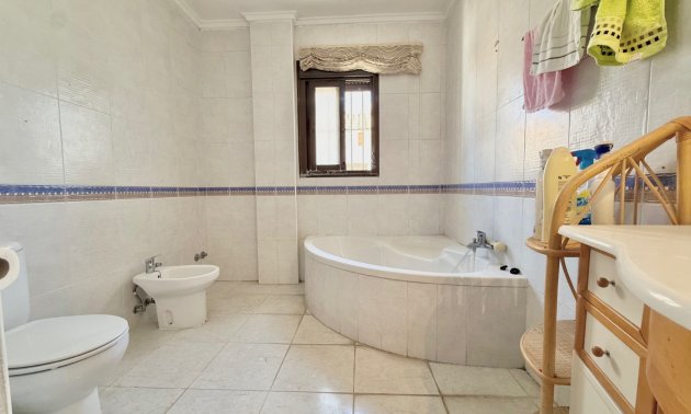 Resale - Townhouse -
Ciudad Quesada - Doña Pepa