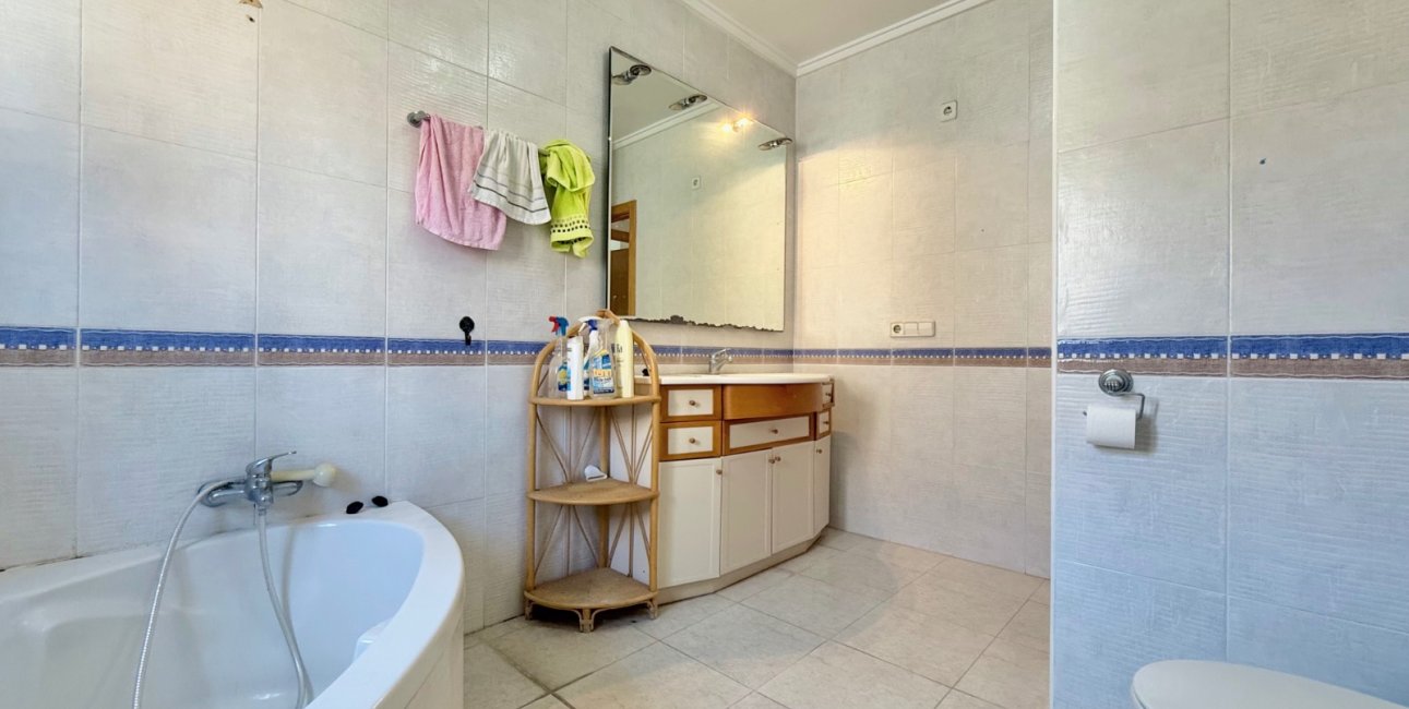 Resale - Townhouse -
Ciudad Quesada - Doña Pepa