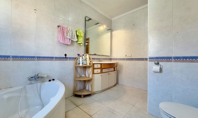 Resale - Townhouse -
Ciudad Quesada - Doña Pepa