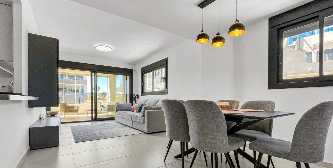 Resale - Apartment / flat -
Orihuela Costa - Los Dolses