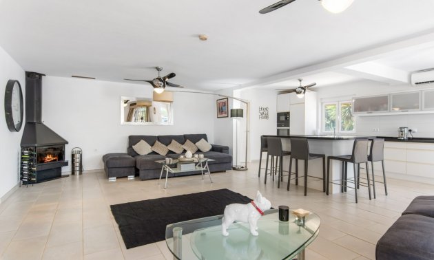 Resale - Country House -
Catral - Catral - Country