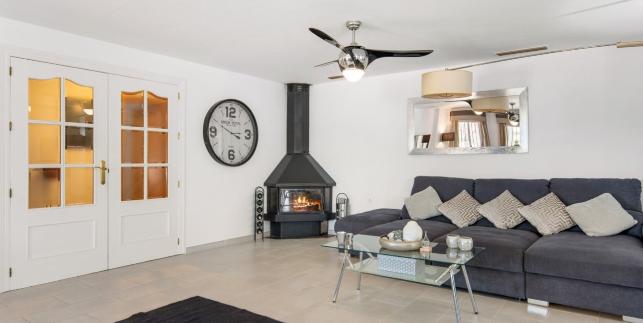 Resale - Country House -
Catral - Catral - Country