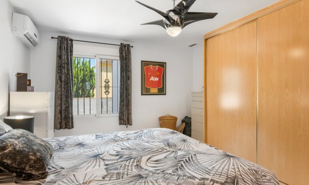 Resale - Country House -
Catral - Catral - Country