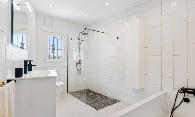 Resale - Country House -
Catral - Catral - Country