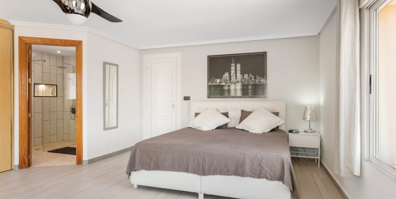 Resale - Country House -
Catral - Catral - Country