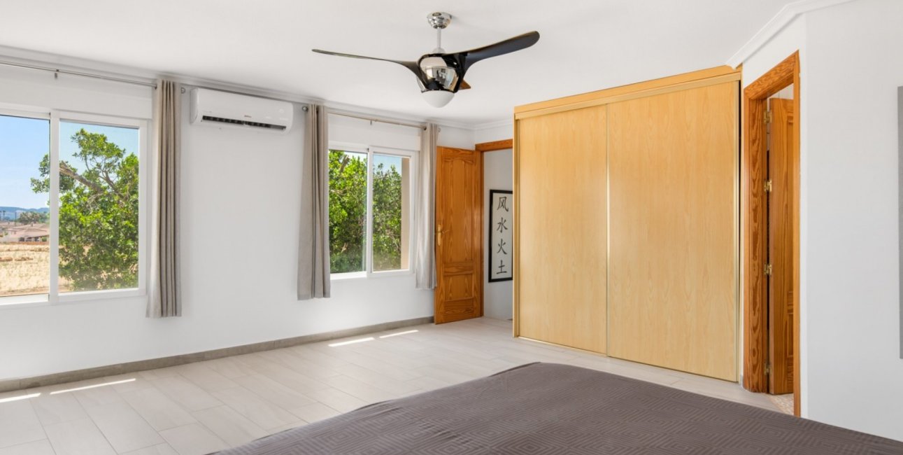 Resale - Country House -
Catral - Catral - Country