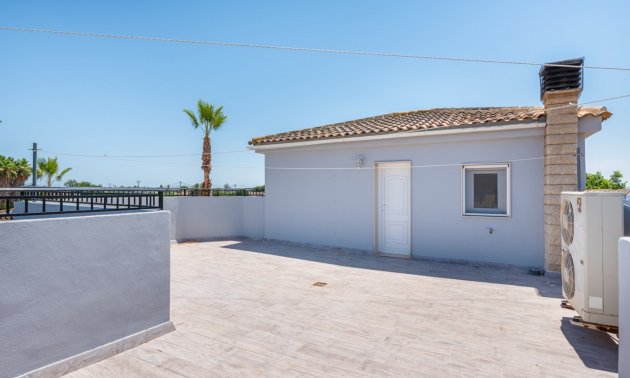 Resale - Country House -
Catral - Catral - Country