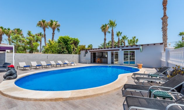 Resale - Country House -
Catral - Catral - Country