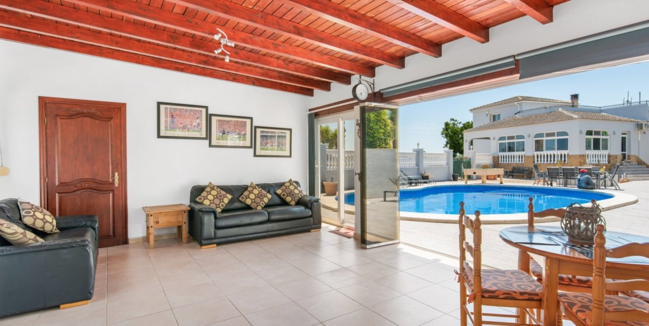 Resale - Country House -
Catral - Catral - Country