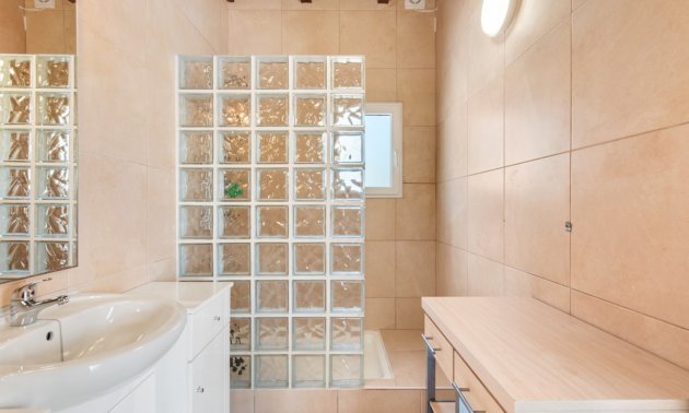 Resale - Country House -
Catral - Catral - Country