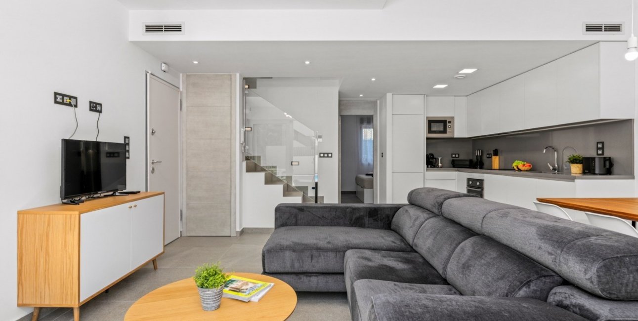 Resale - Villa -
Guardamar del Segura - El Raso