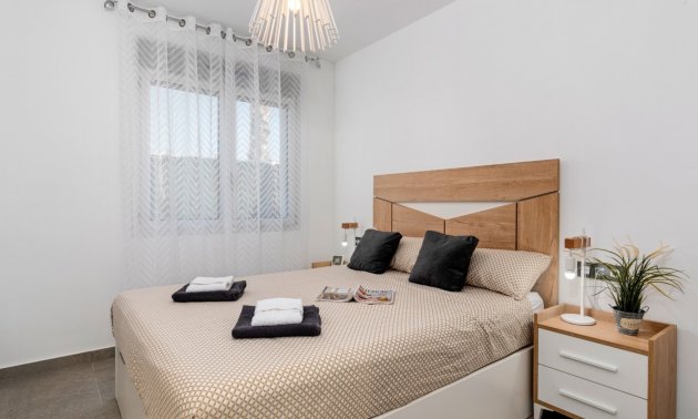 Resale - Villa -
Guardamar del Segura - El Raso