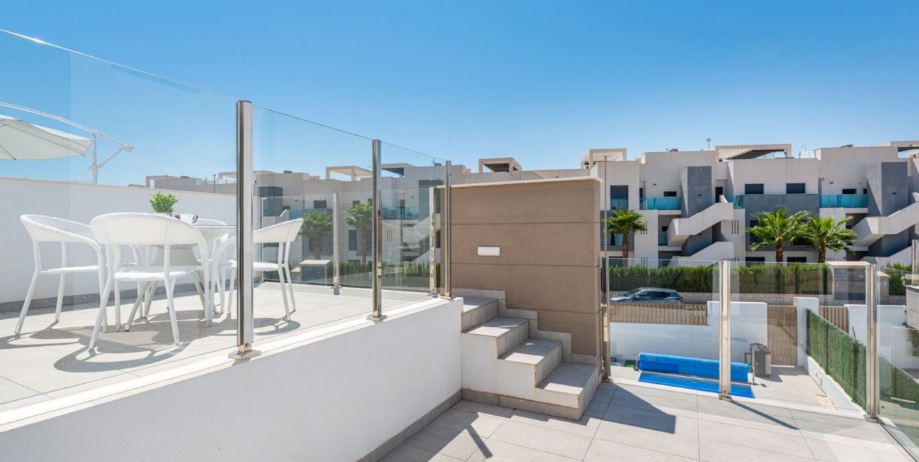 Resale - Villa -
Guardamar del Segura - El Raso