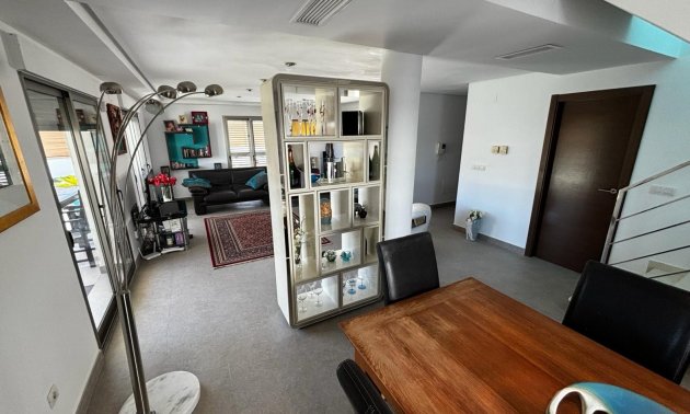 Resale - Villa -
Cox - Cox - Country