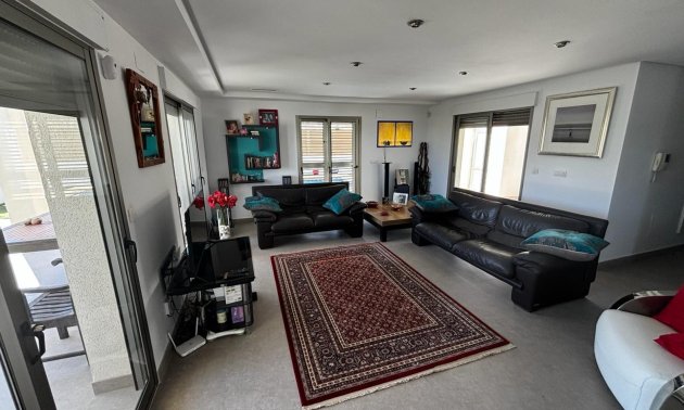 Resale - Villa -
Cox - Cox - Country