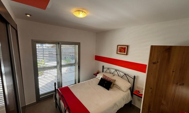 Resale - Villa -
Cox - Cox - Country