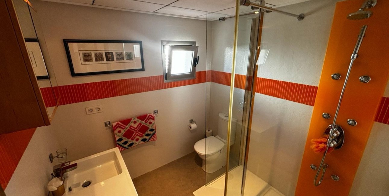 Resale - Villa -
Cox - Cox - Country
