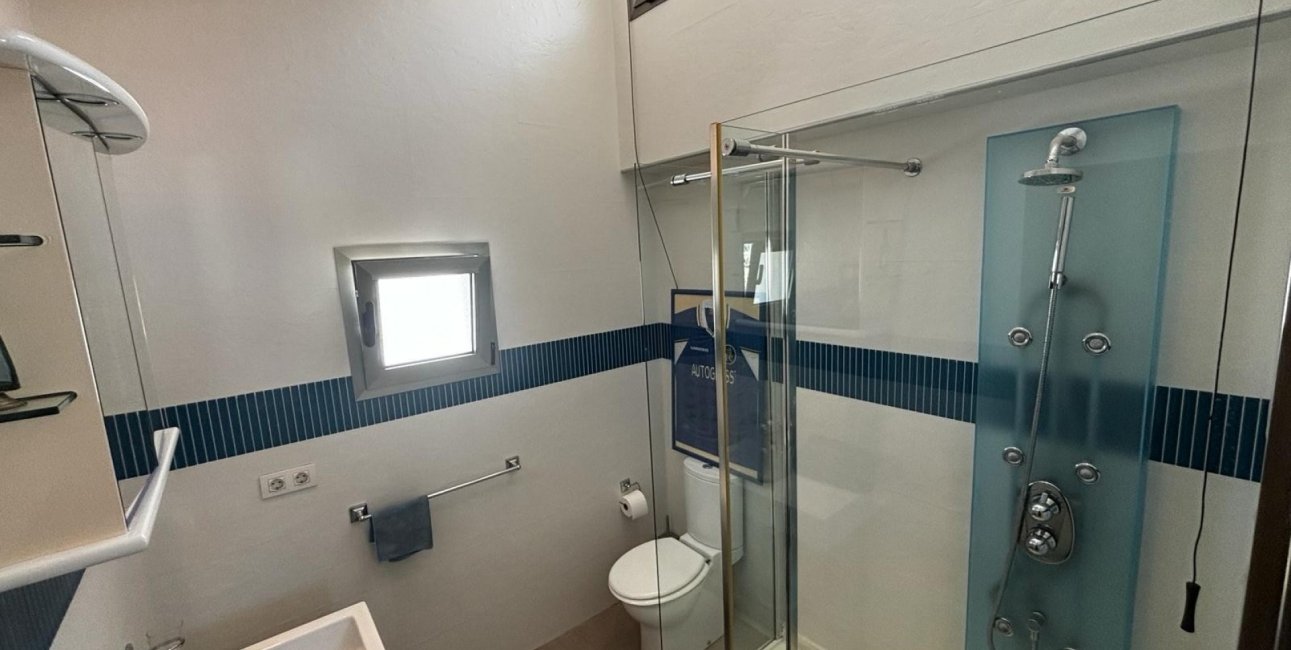 Resale - Villa -
Cox - Cox - Country
