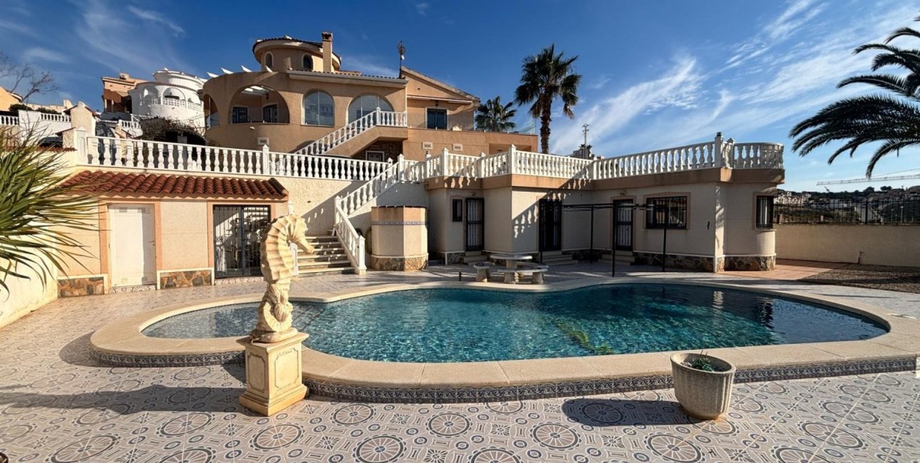 Resale - Villa -
Ciudad Quesada - La Marquesa