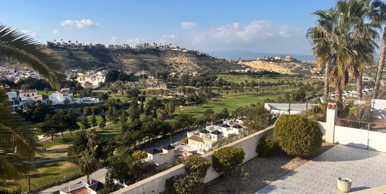 Resale - Villa -
Ciudad Quesada - La Marquesa