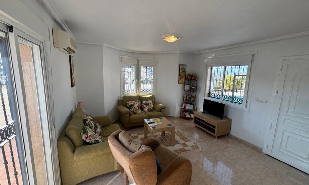 Resale - Villa -
Ciudad Quesada - La Marquesa