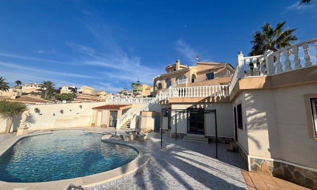 Resale - Villa -
Ciudad Quesada - La Marquesa