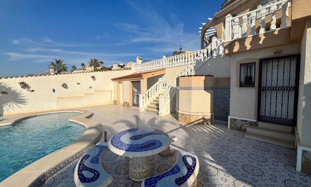 Resale - Villa -
Ciudad Quesada - La Marquesa