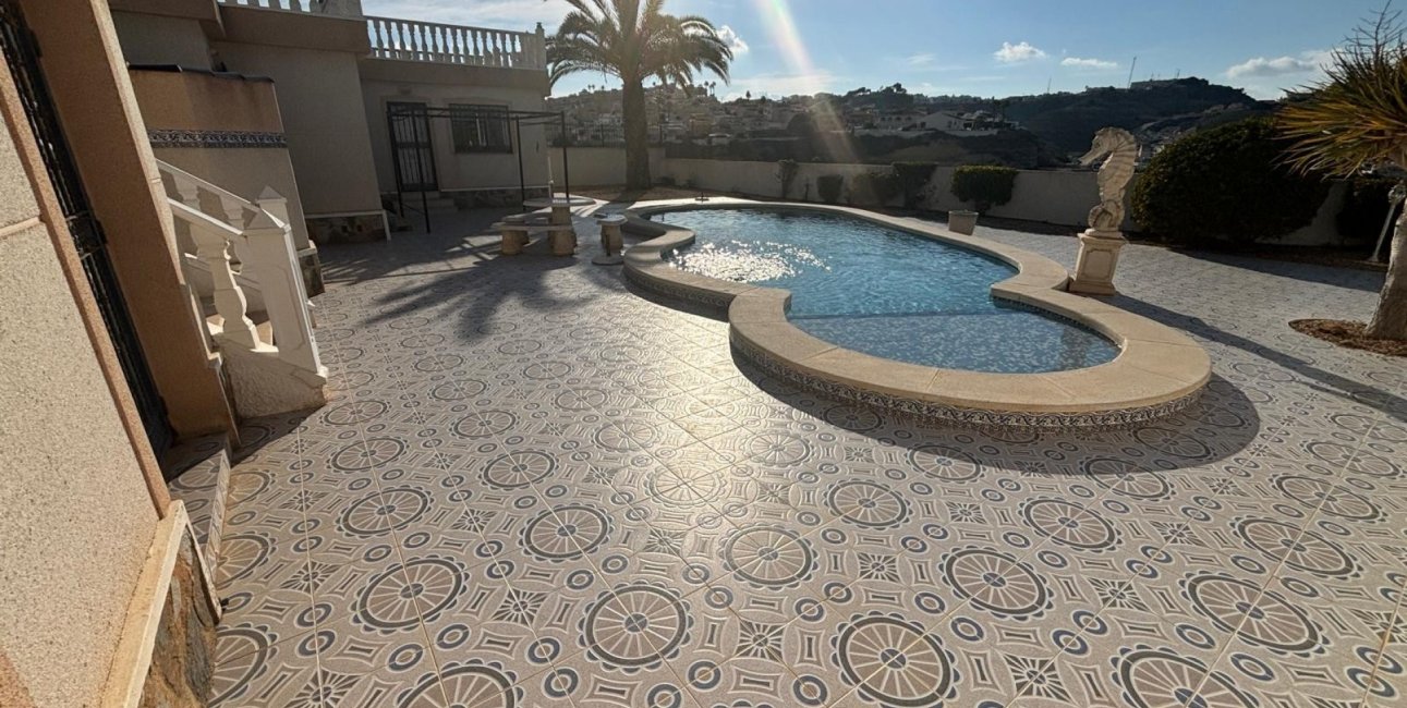 Resale - Villa -
Ciudad Quesada - La Marquesa