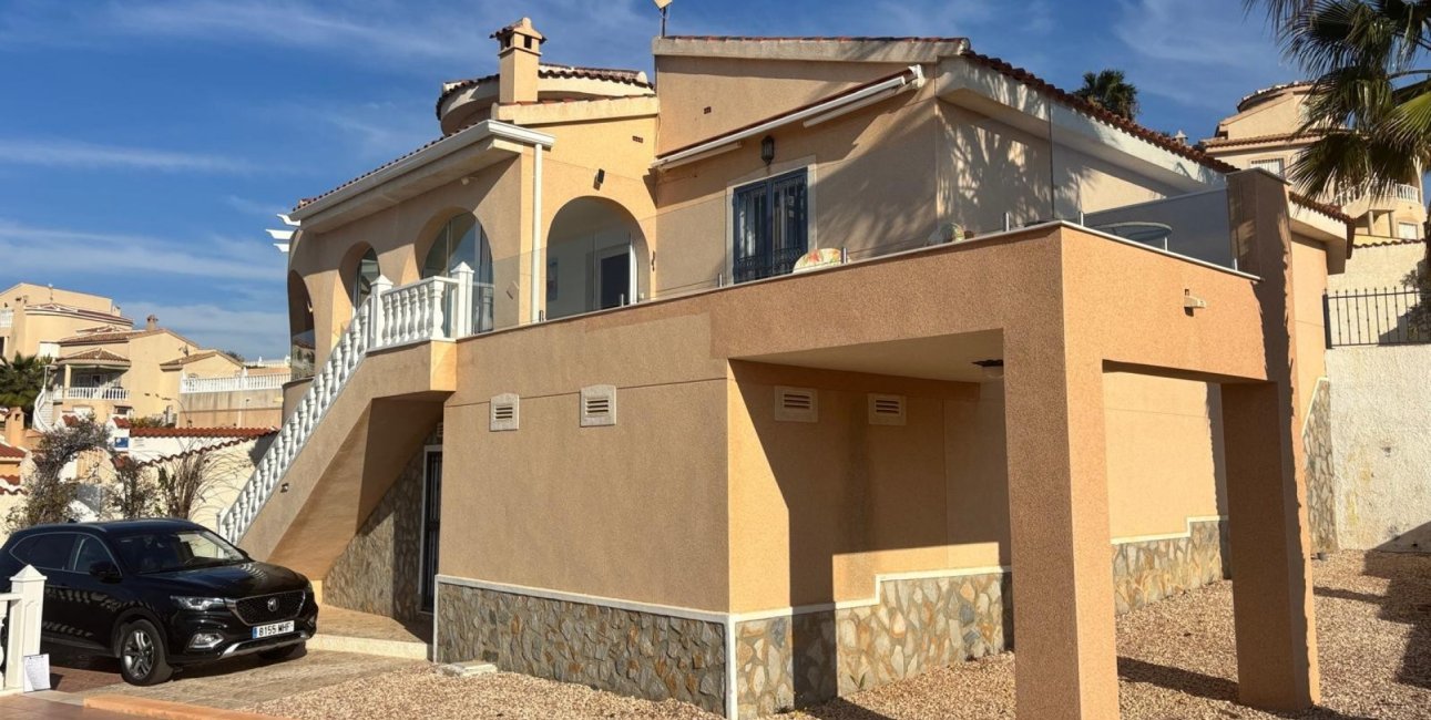 Resale - Villa -
Ciudad Quesada - La Marquesa