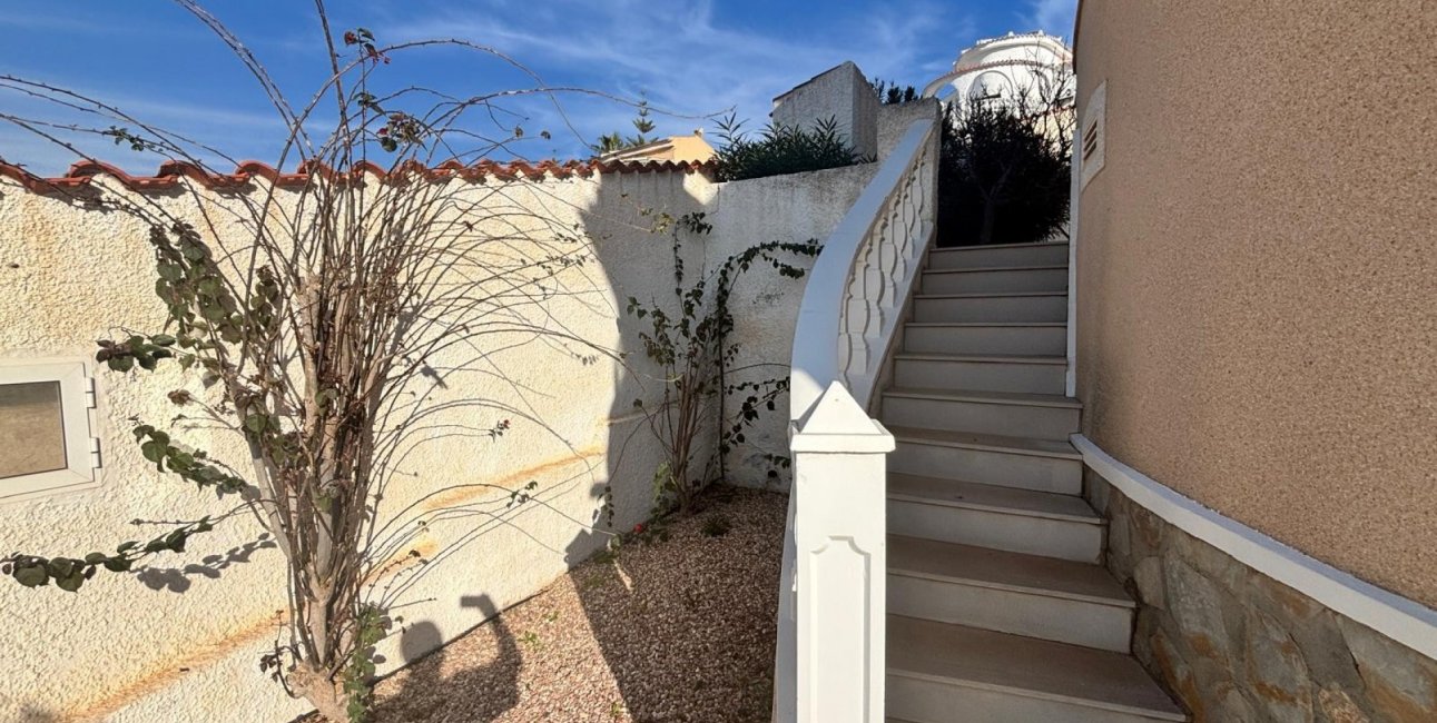 Resale - Villa -
Ciudad Quesada - La Marquesa