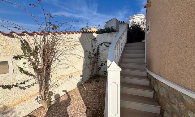 Resale - Villa -
Ciudad Quesada - La Marquesa