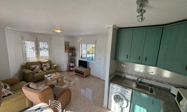 Resale - Villa -
Ciudad Quesada - La Marquesa
