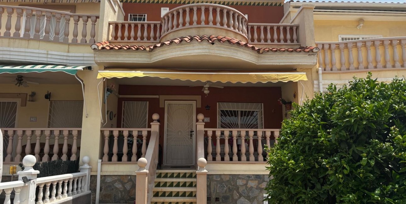 Resale - Townhouse -
Ciudad Quesada - Doña Pepa
